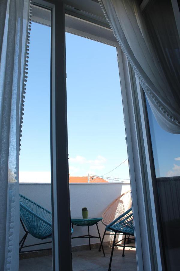Cozy Corners Apartment Нин Екстериор снимка